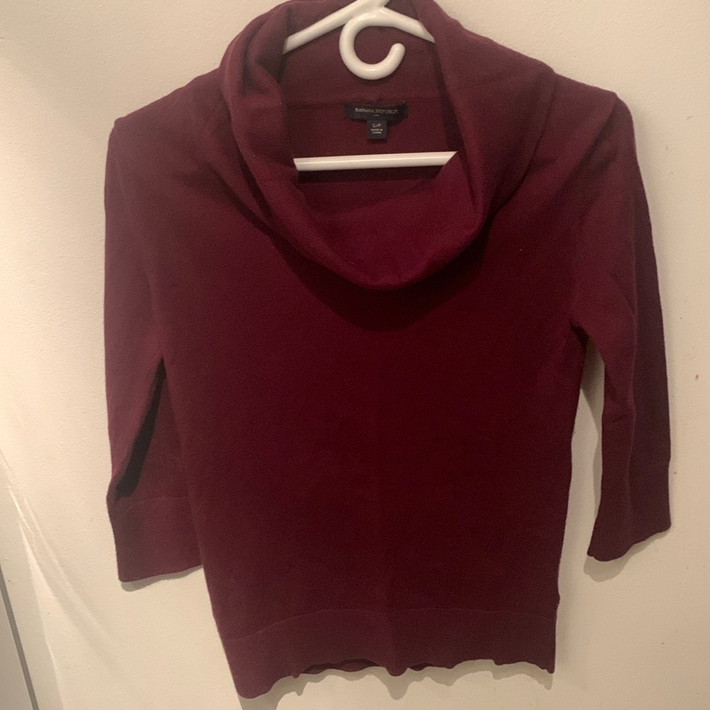 Gorgeous Banana Republic Dark Burgundy Cowl neck cotton/rabbit hair blend SZ S